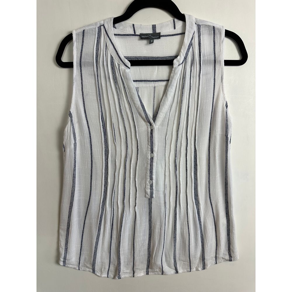 Market & Spruce Women's Top Medium‎